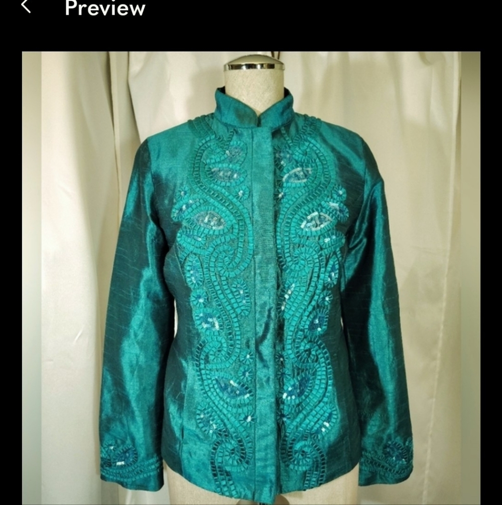 Chico's Satin Blazer, Women Green, raised Swirl/Sequin pattern, buttons, Pckts,2